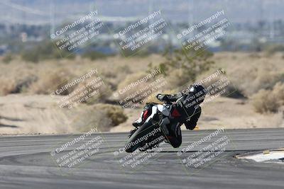 media/Dec-07-2025-CVMA (Sun) [[3e7d2de5dc]]/Race 5-Formula UL-CVMA Hooligans-American Thunder/